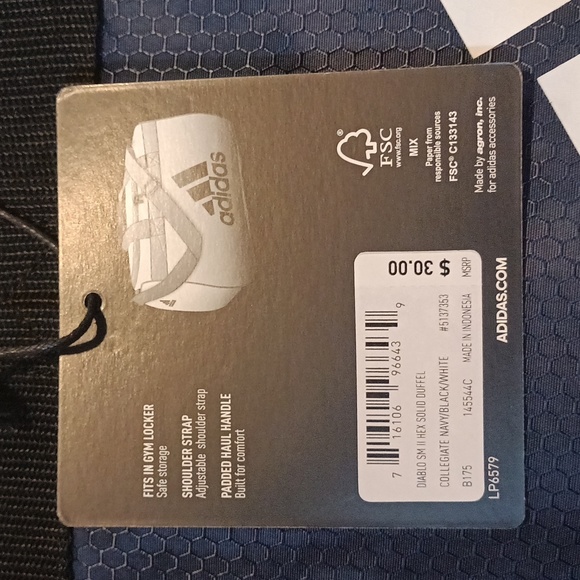 NWT ADIDAS DIABLO SMALL DUFFEL BAG - Picture 3 of 3